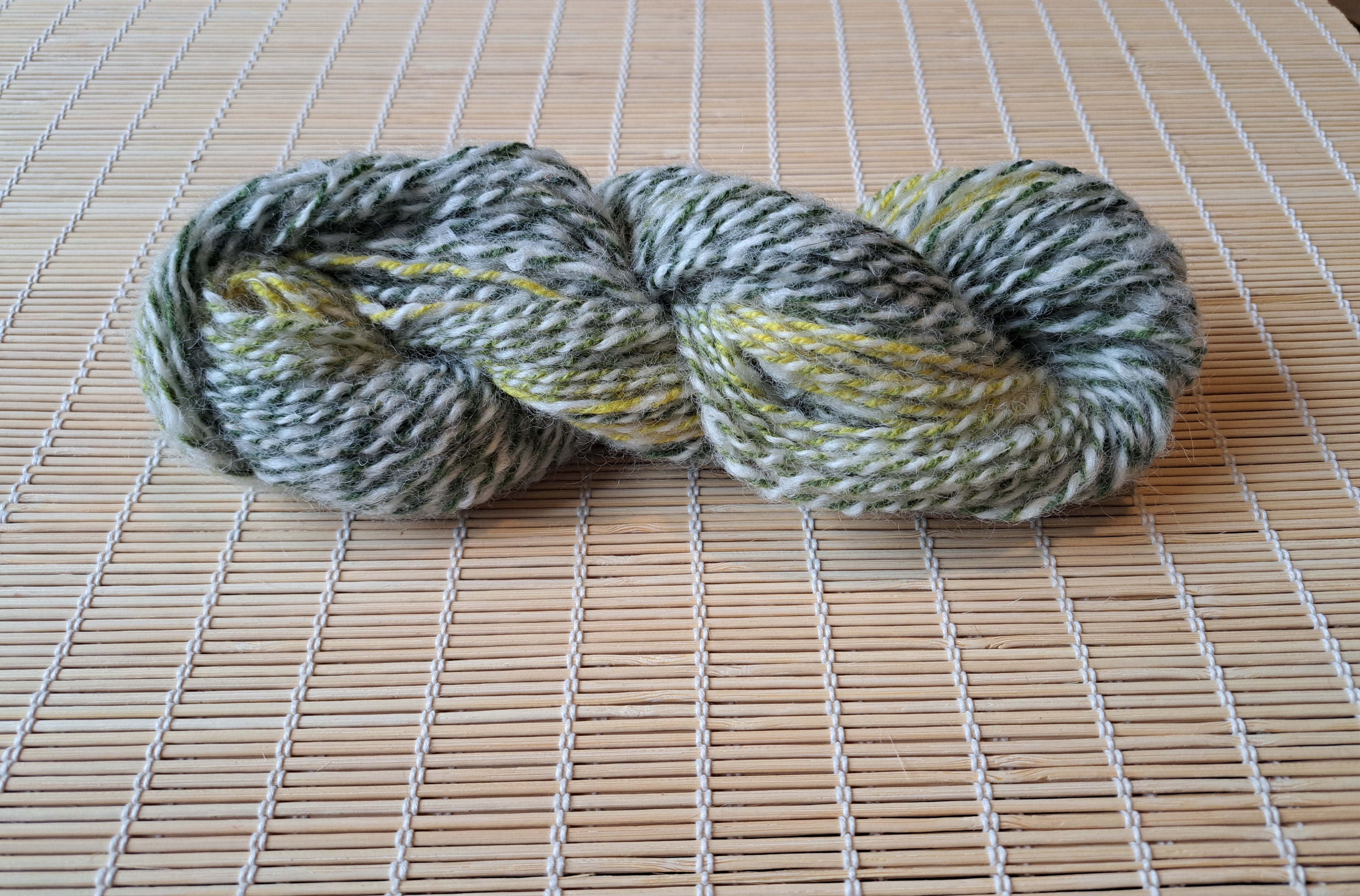 Soft Moss - tones of yellow, emerald and sage green